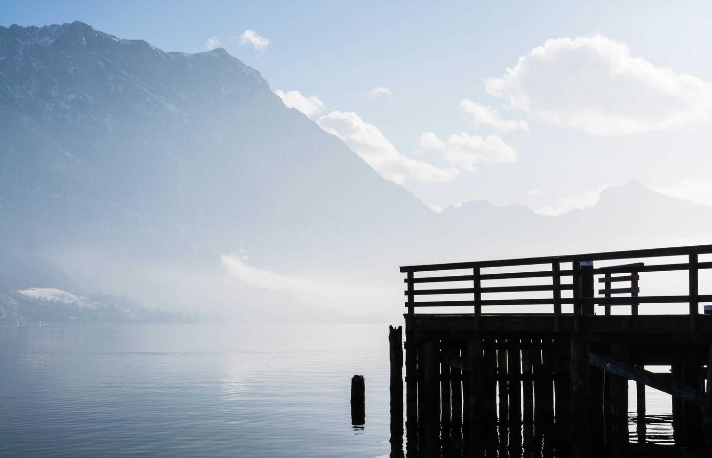 Mode campagne fotografie in een stedelijke omgeving